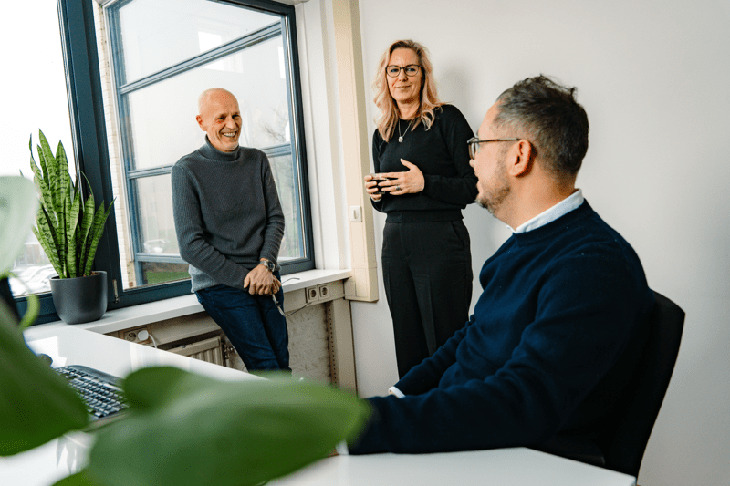 Administratief medewerker contracten image