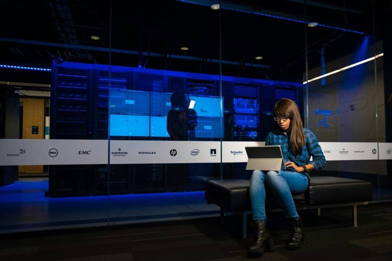 Service Desk Engineer image