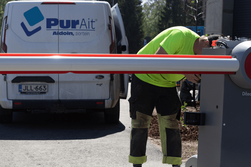 Asennuspäällikkö, Pur-Ait Oy image