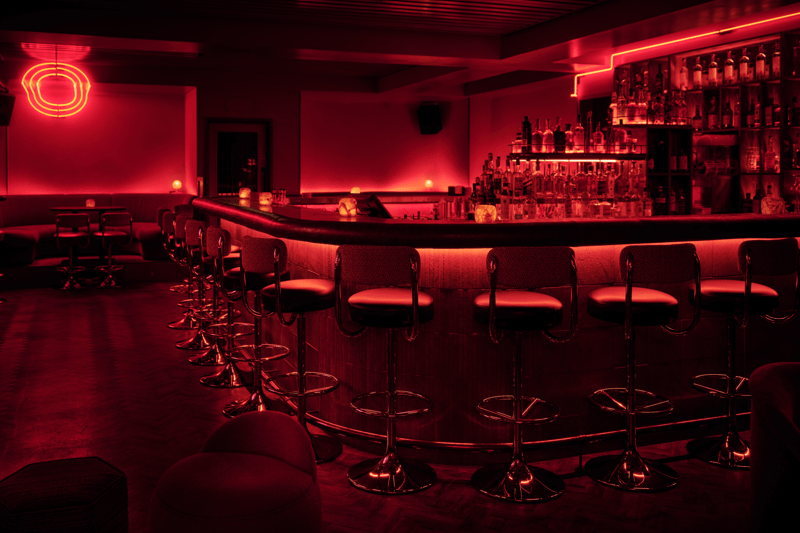 Bartender image