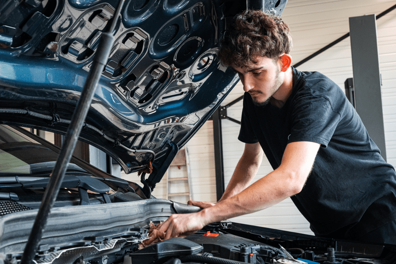 Mécanicien(ne) Véhicules Particuliers image