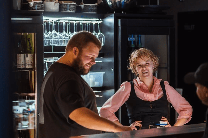 Sushibar+Wine Freda & Uudenmaankatu salin vuoropäällikkö image