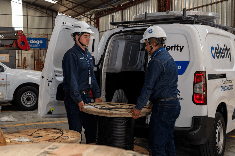 AYUDANTE DE INSTALACIÓN NOC image