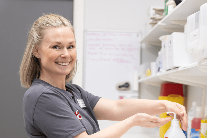 Achima Care Eskilstuna vårdcentral söker undersköterska image