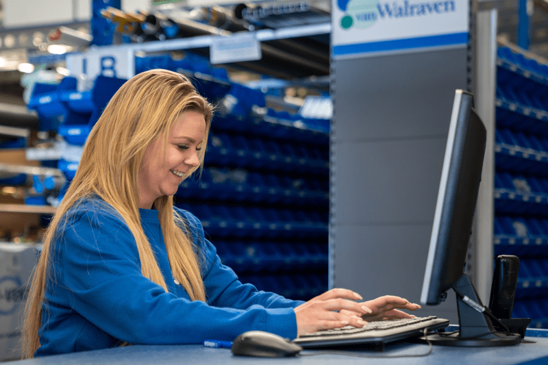 Commercieel Medewerker image