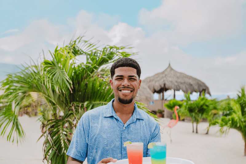 De Palm Island-Food & Beverage Attendant image