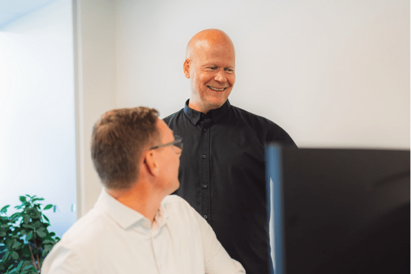 Commercial Advisor image