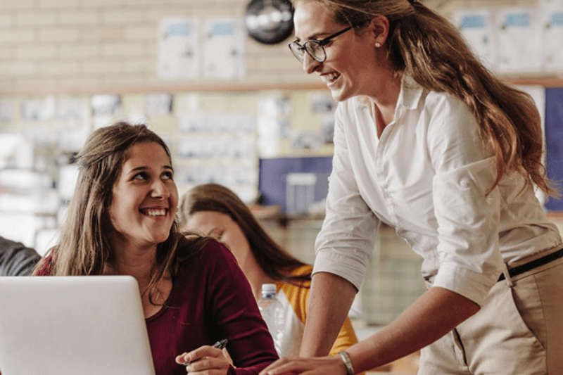 Career Coach / Mentor/a de empleabilidad | Industria Farma, Medtech y Biotech image