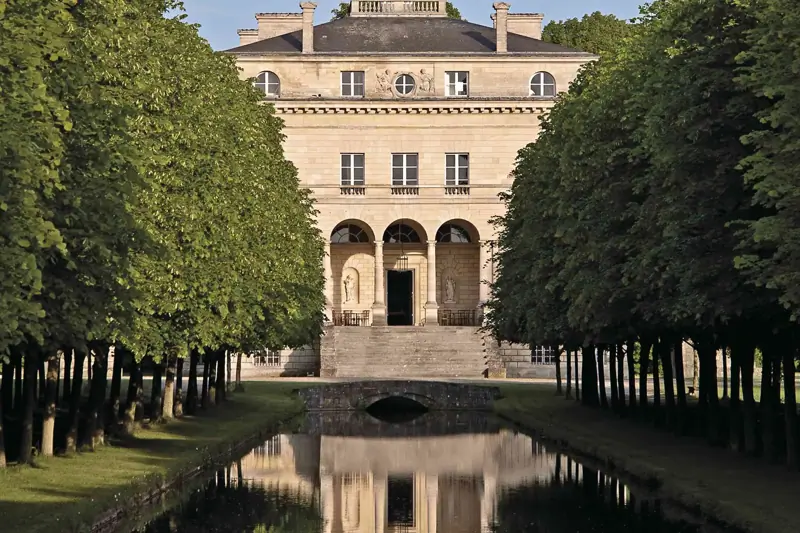 RESPONSABLE ENTRETIEN et JARDINIER (F/H/NB) image