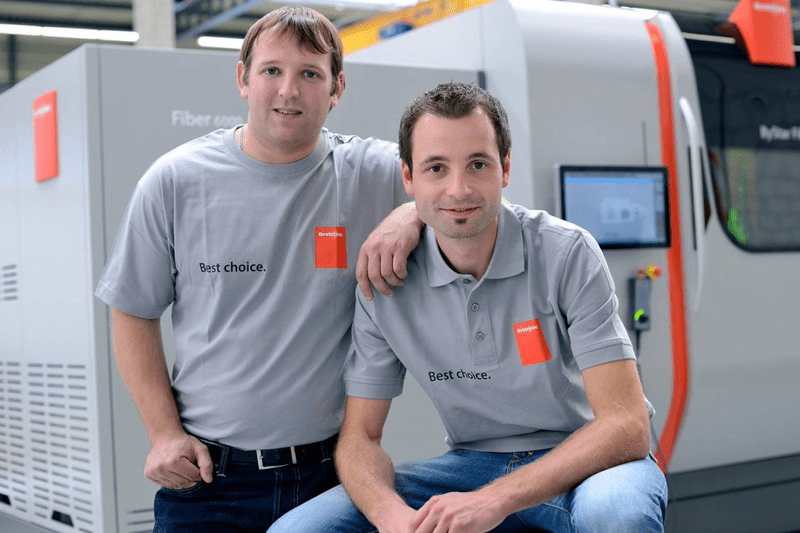 Serviceteknikere til laserskæremaskiner image