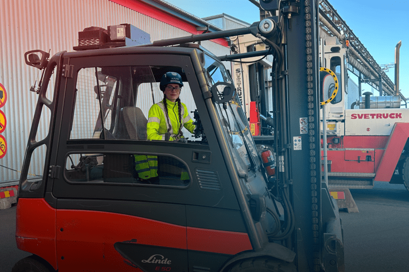 33-tons truckförare till industri i Eskilstuna! image