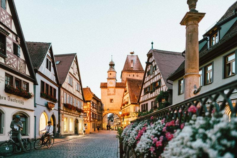 VIP Team Lead - German Speaking image