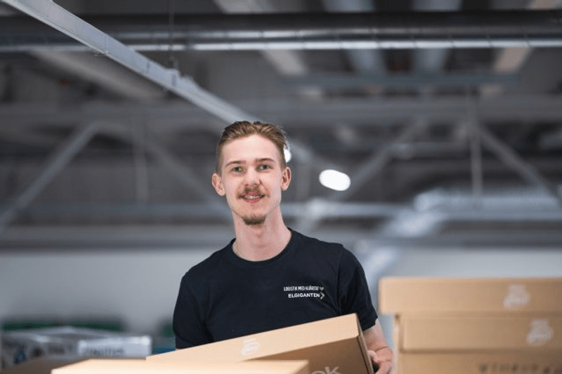 Service/Support & Lager Elgiganten image