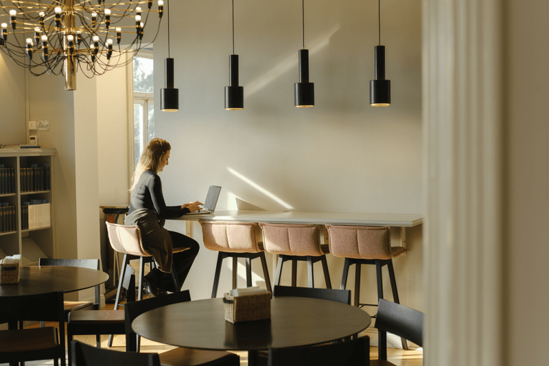 Legal assistant image