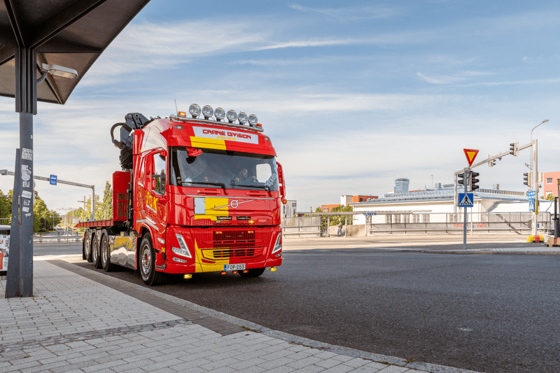 HIAB-vaihtolava-autonkuljettaja image