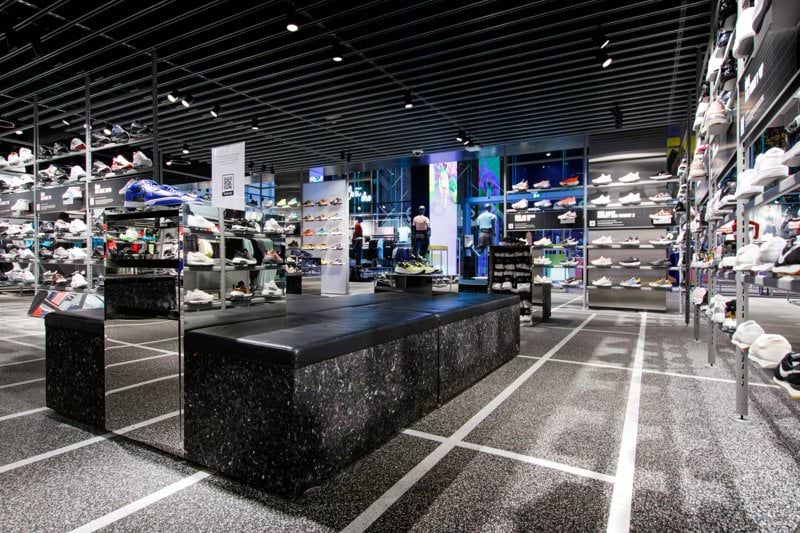 Visual Merchandiser image