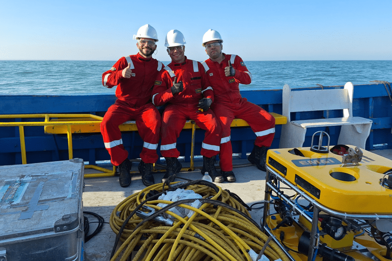 ROV Pilot/Piloto de ROV - Brazil image