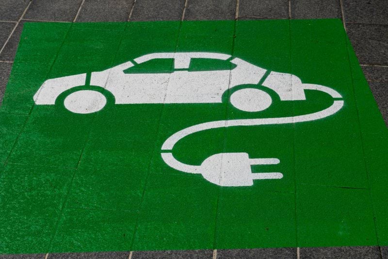 Copy of TÉCNICO/A POSTVENTA (MOVILIDAD ELÉCTRICA) image