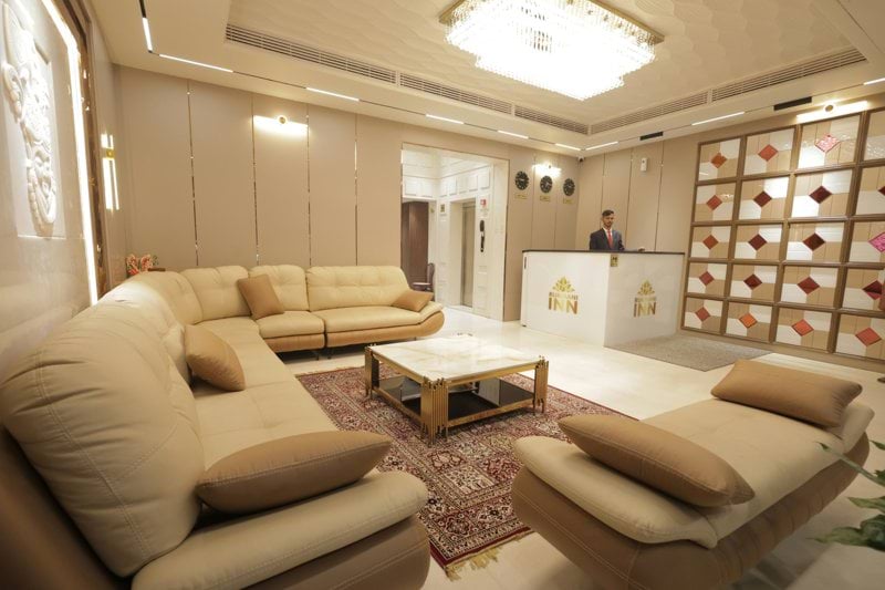 Recepcionista hotel Coruña image