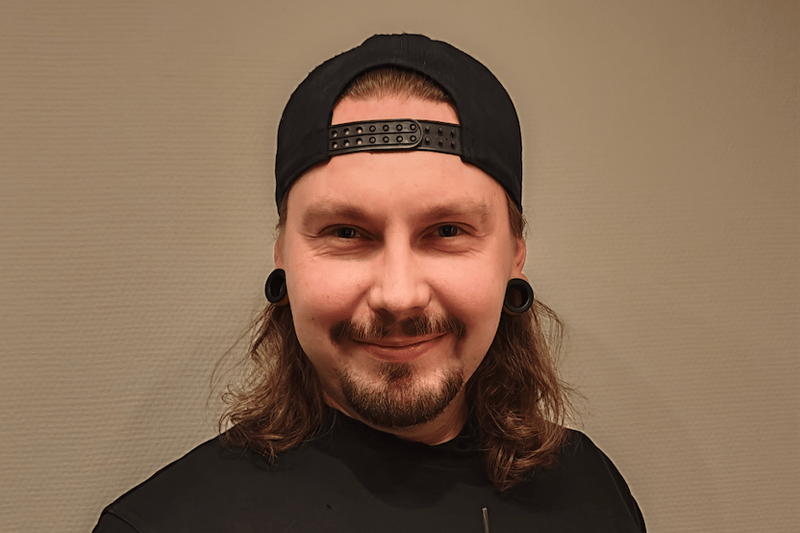 Kalle Töykkä, LST:n sähköasentaja