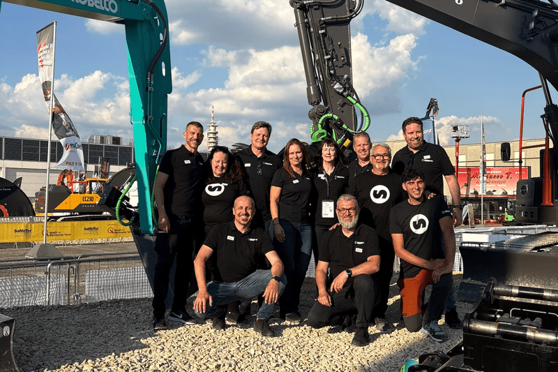 Steelwrist Italy team