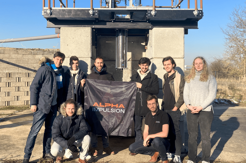 operating team on site