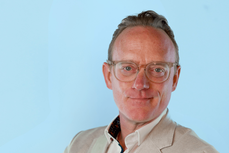 Portret van Matthijs van Helvert, Business Development Manager bij Morgan Recruitment Group in Amsterdam