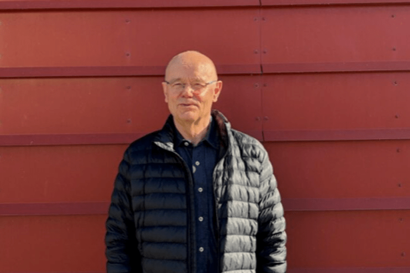 LST Sähköpalvelun sähköasentaja Hannu Touru