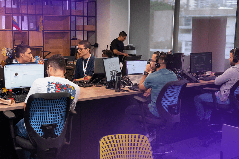 Job openings in software and data engineering and modernization solutions for senior software engineers, data engineers, systems engineers and software developers to develop their careers in the technology industry.