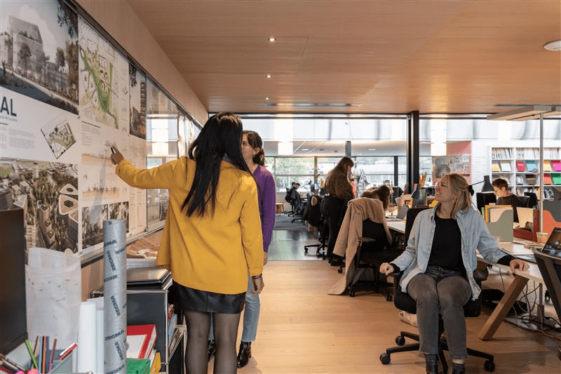 pluridisciplinaire échange