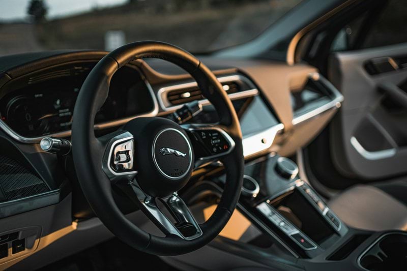 black and brown mercedes benz steering wheel