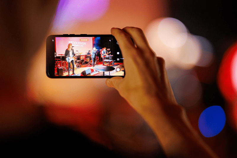 Phone filming at Rocklovers event
