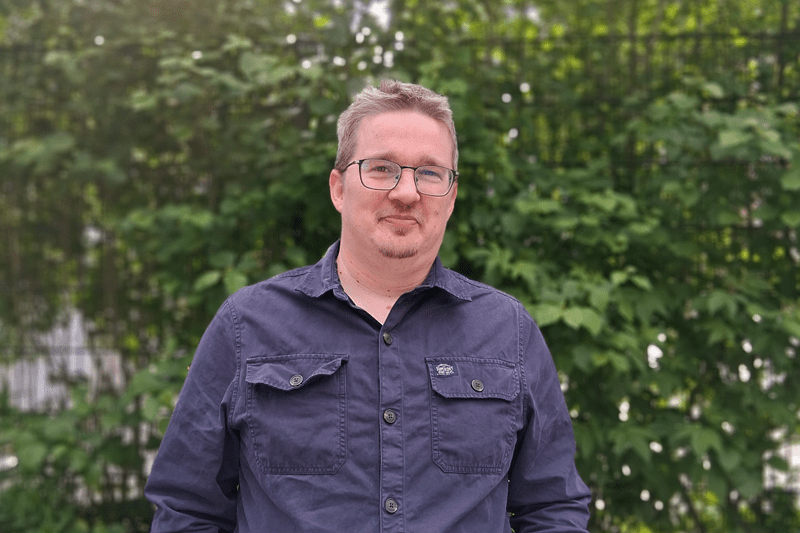 Sähköverkon suunnitteluinsinööri Antti