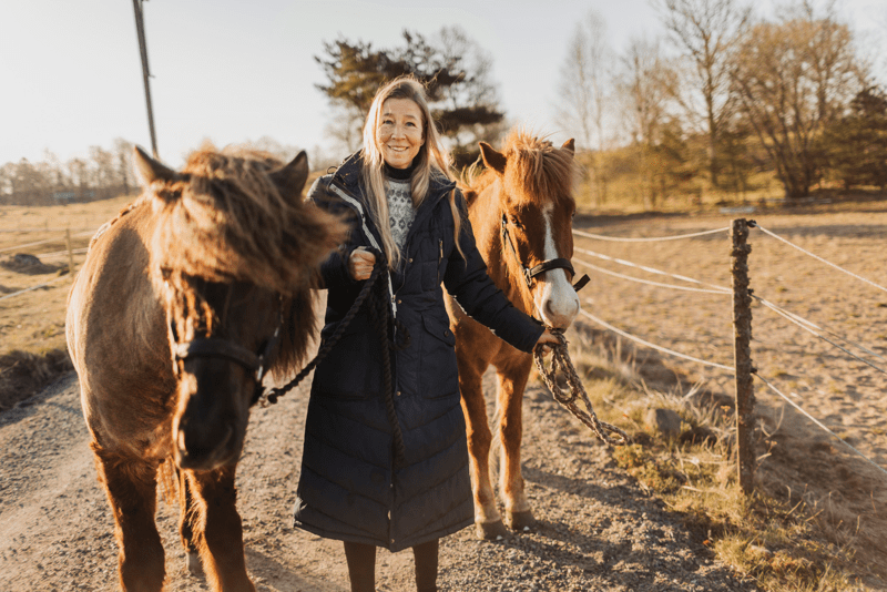 Sofie falkman och hästarna.